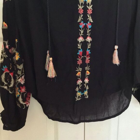 NWT Anthropologie Maeve Black Lanie Peasant Long Sleeve Embellished Blouse - Picture 4 of 6